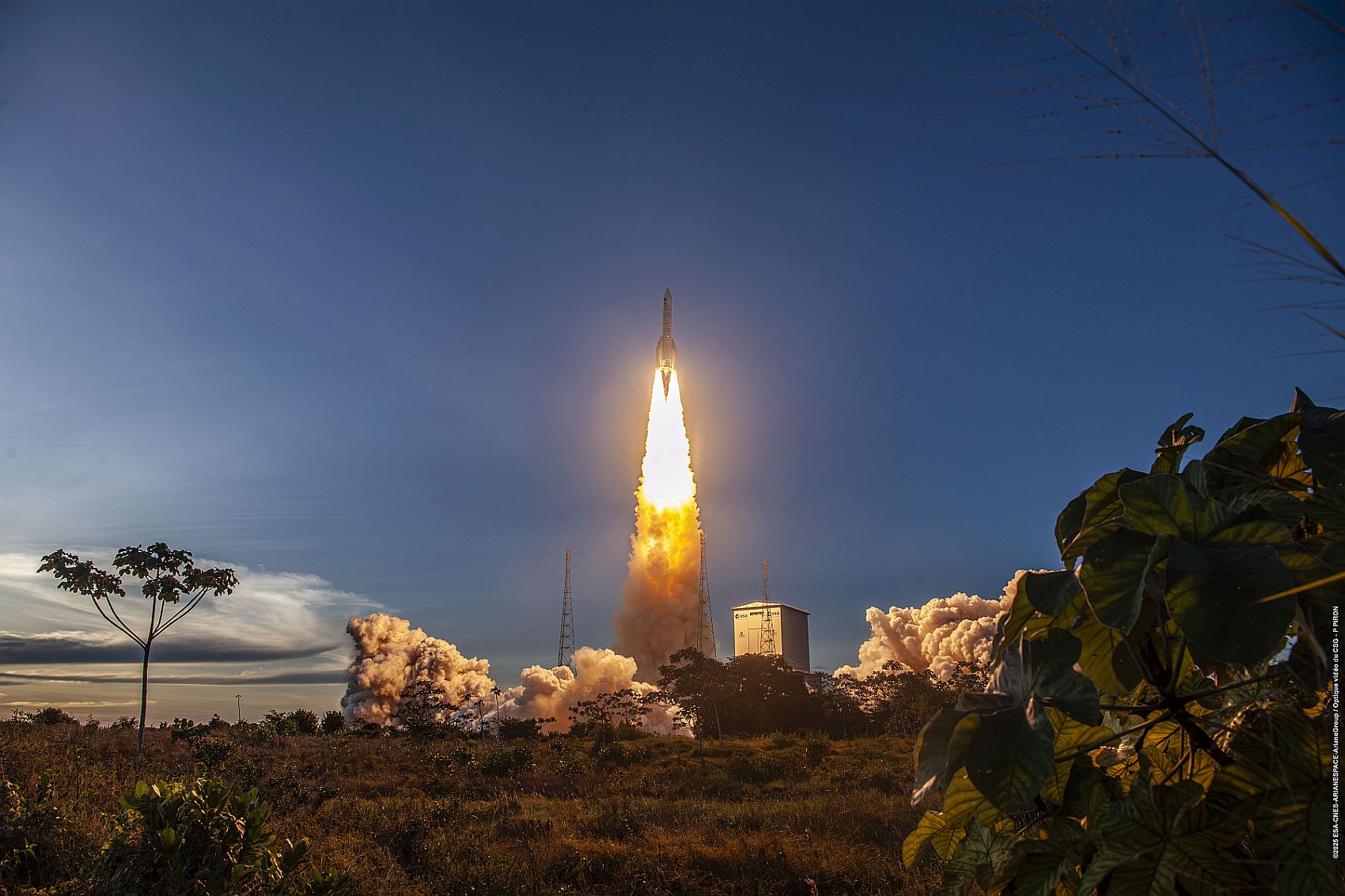 Ariane 6 bringt Sentinel-1D ins All (4.11.2025)